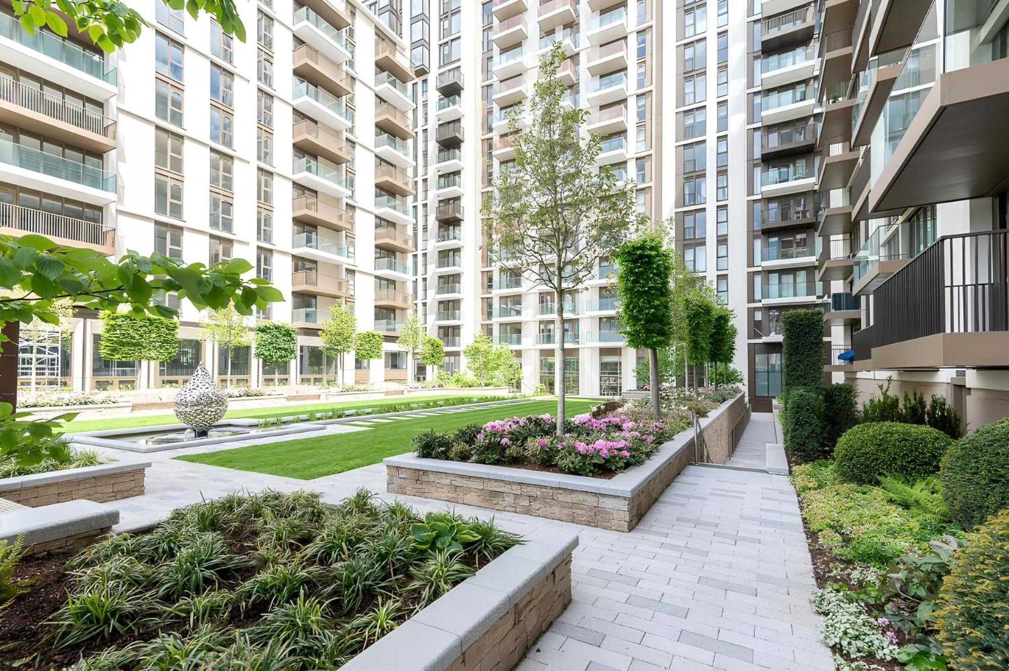 Fabulous Westfield 2 Bed Apartment London Exterior photo